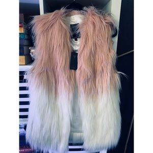GUESS Faux Fur Vest